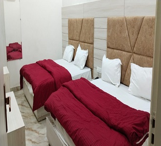 Hotel near tarn taran road amritsar